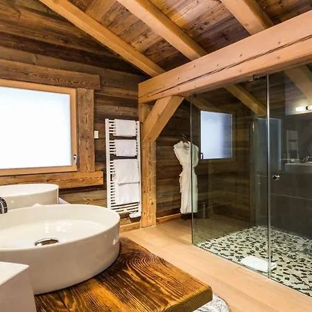 Luxury Chalet 펜션 *